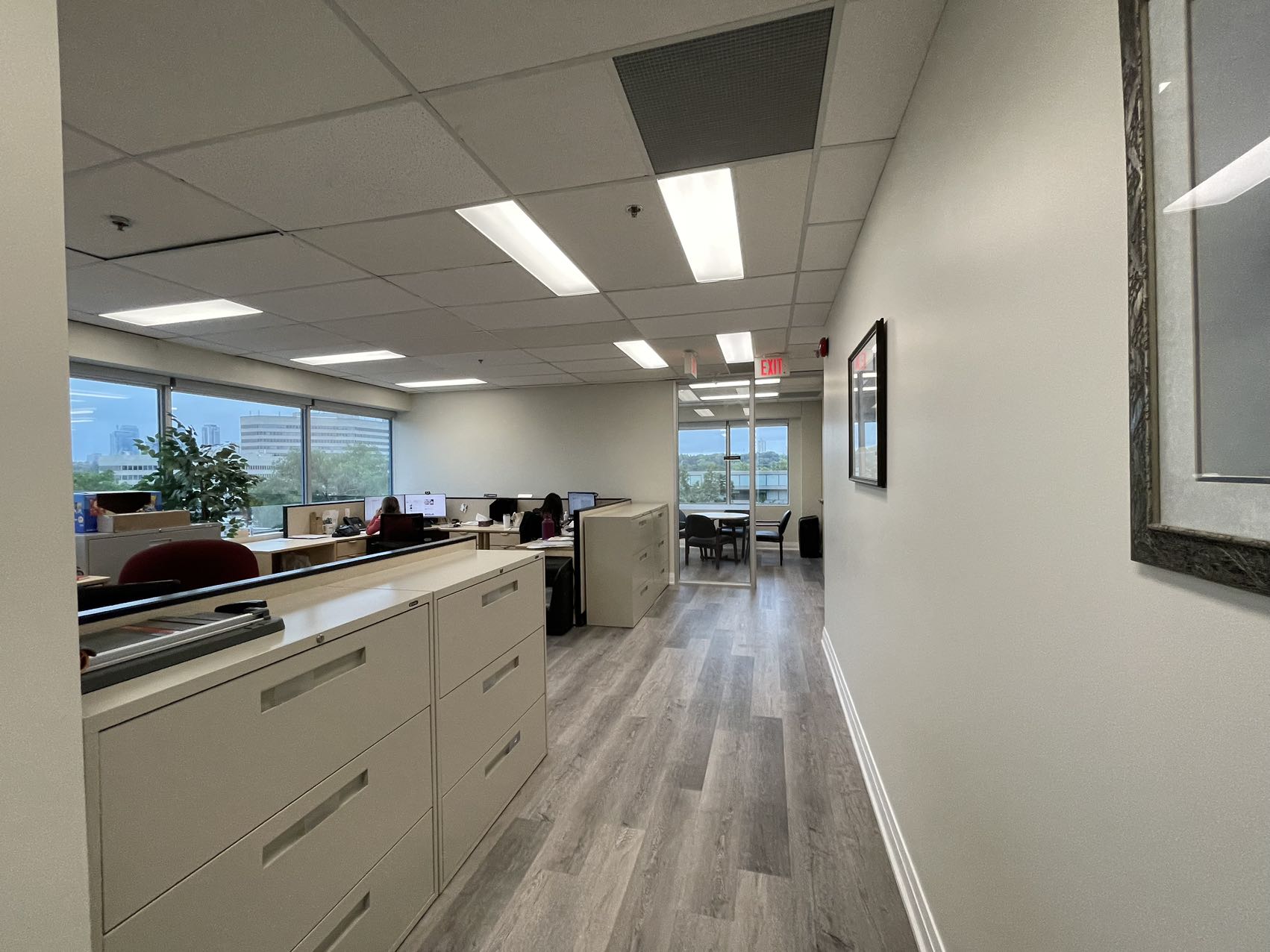 Commercial office renovation in Toronto & GTA