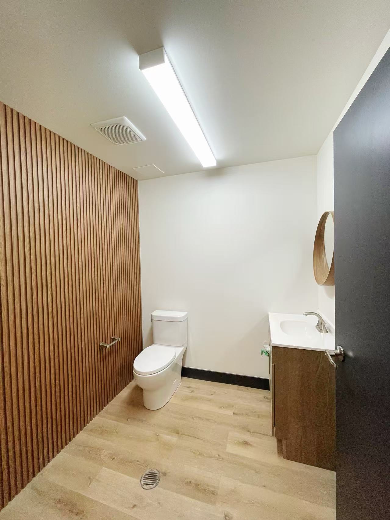 commercial Bathroom renovation in Toronto & GTA